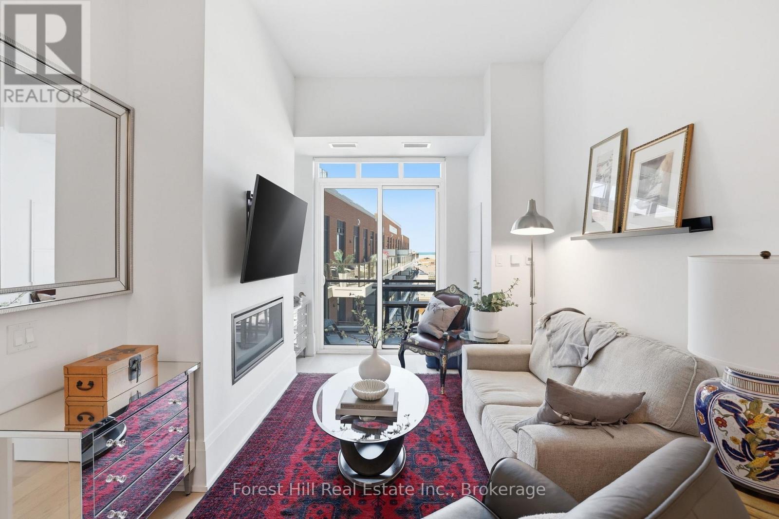 #PH 601 1 HUME STREET - 4