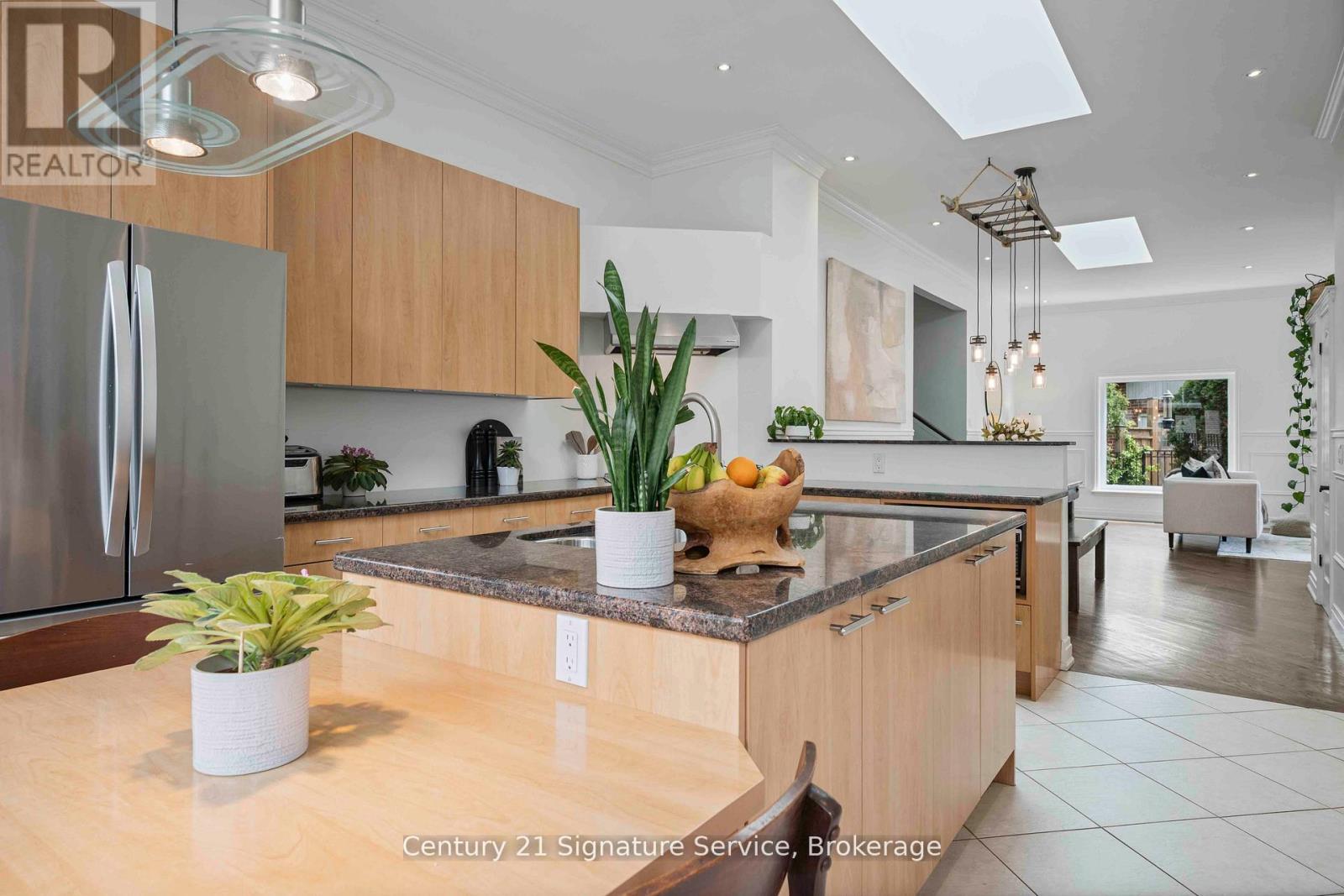 2173 GREENHURST AVENUE - 11
