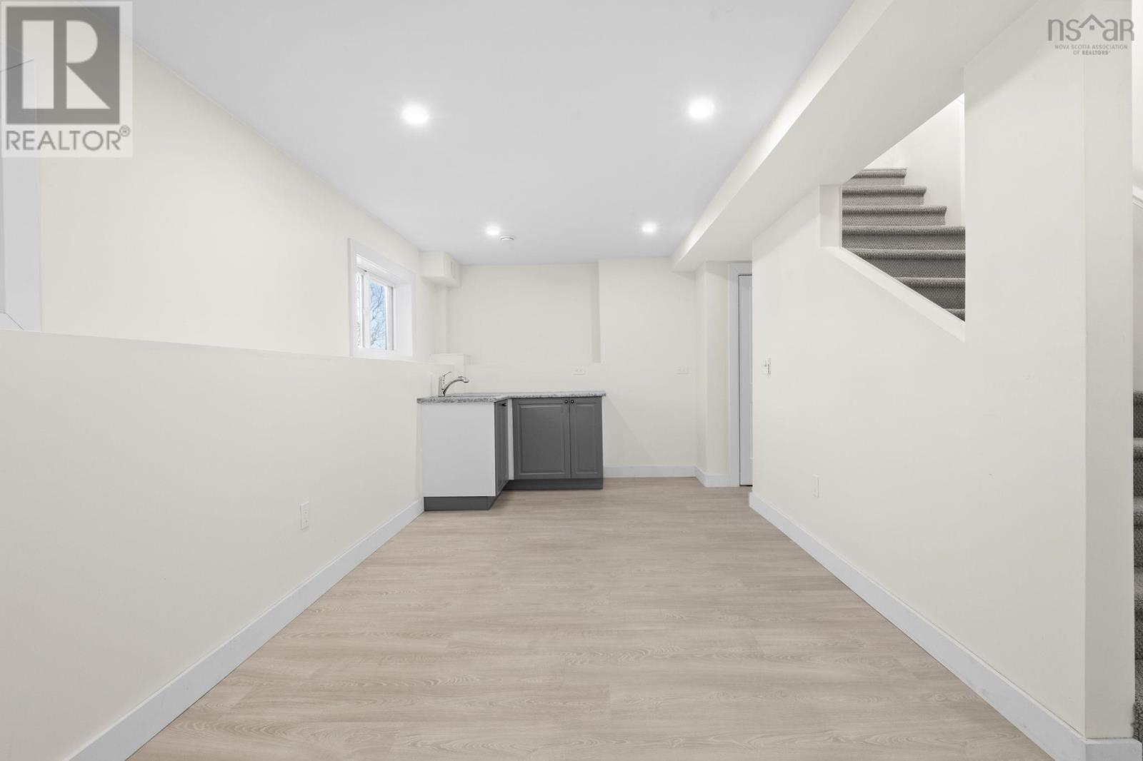68 Sugar Maple Drive, Greenwood Heights - 35