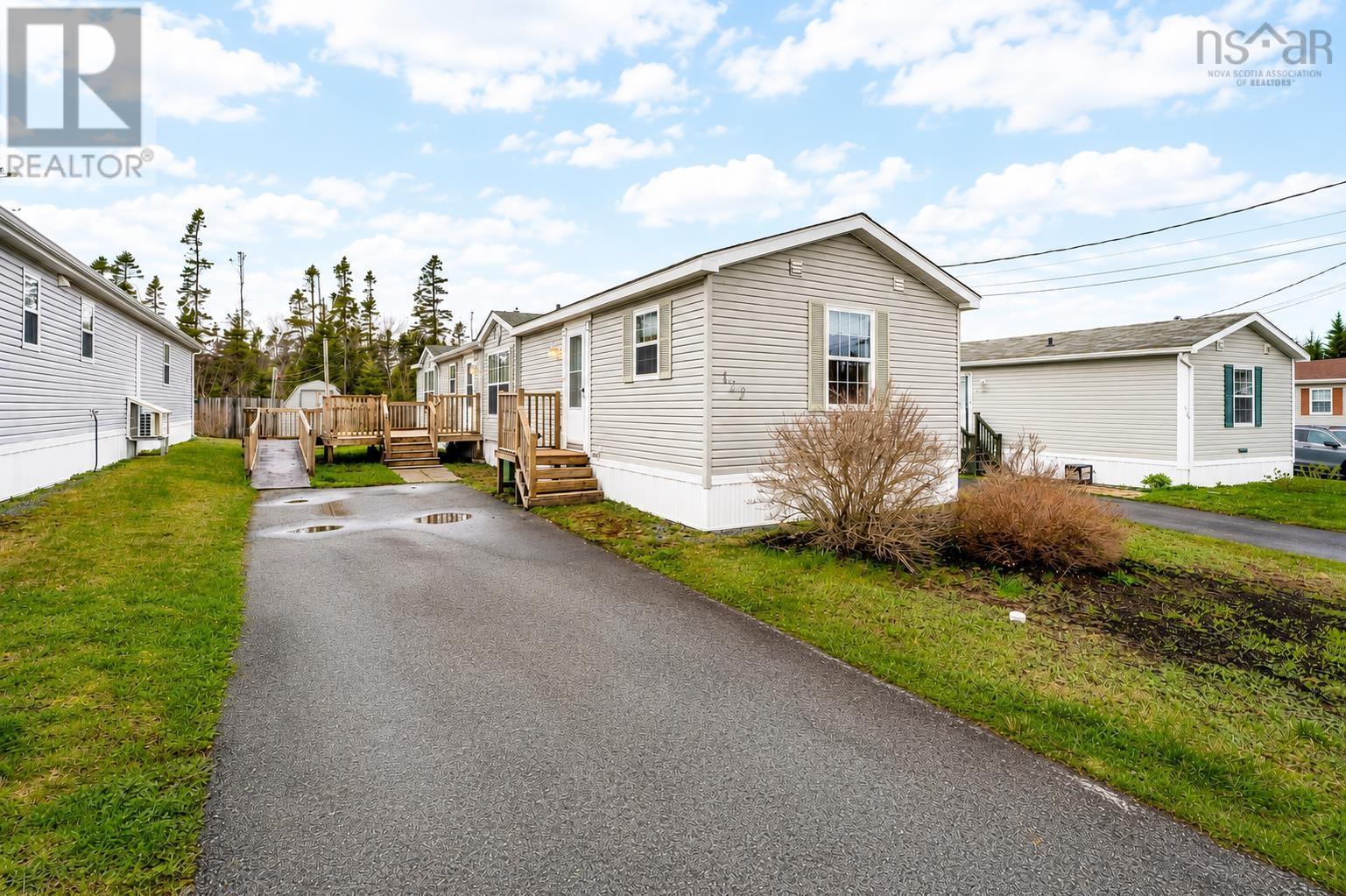 122 Juniper Crescent - 27