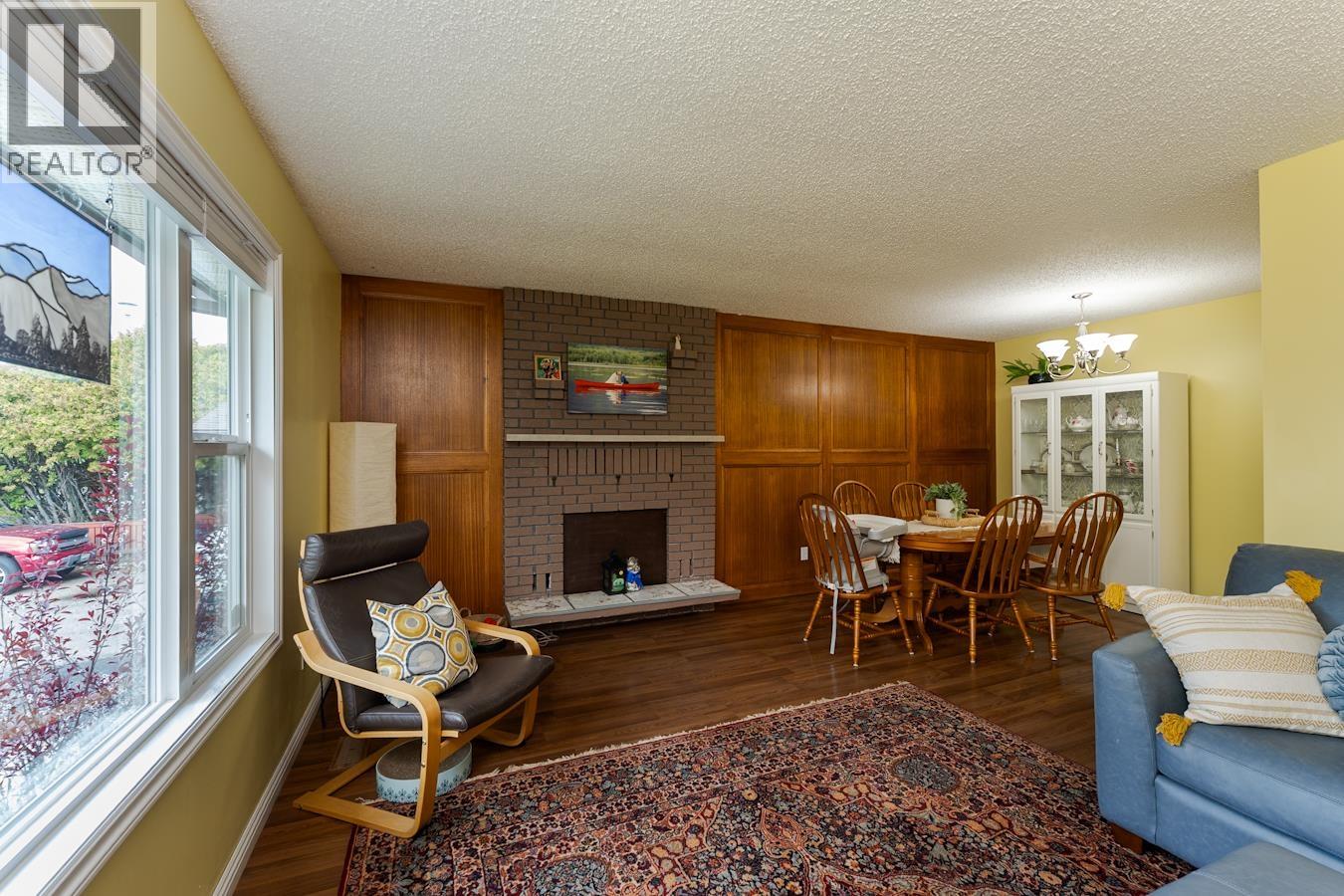 7864 LOYOLA CRESCENT - Image 3