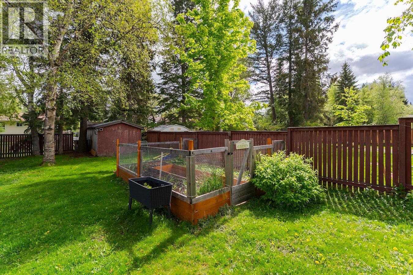 7864 LOYOLA CRESCENT - 26