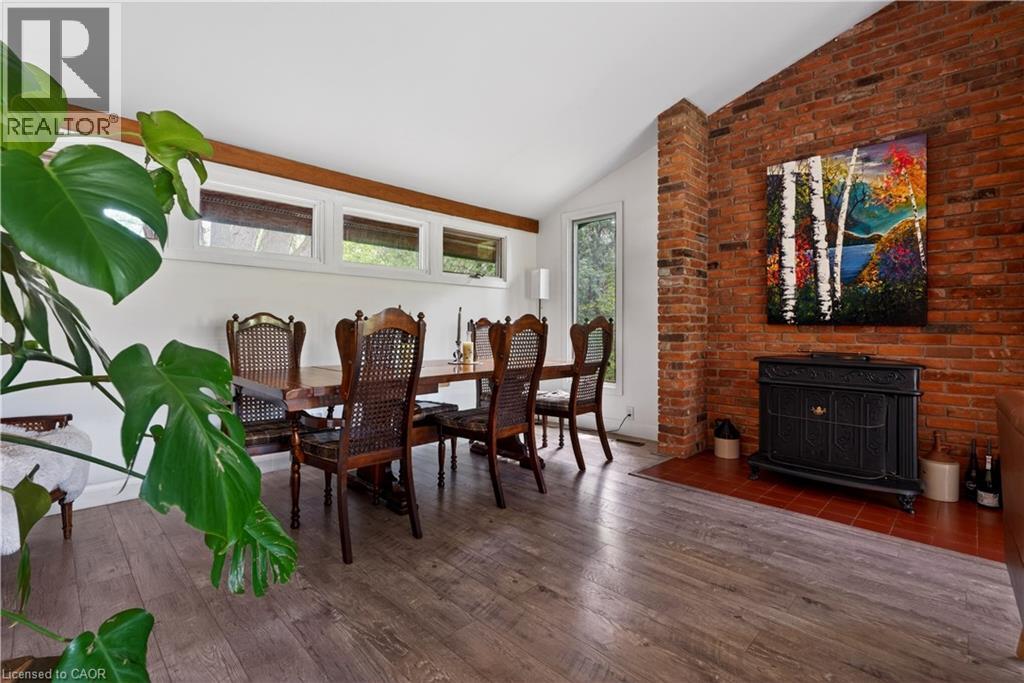 215 IONA Avenue - 23
