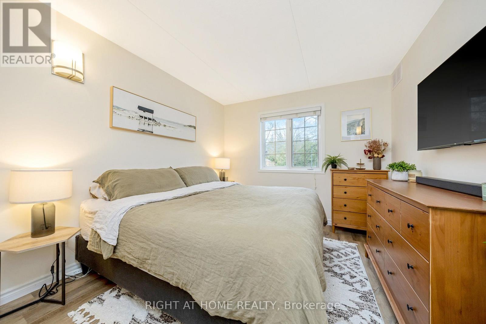 #203 264 ALMA STREET - 15