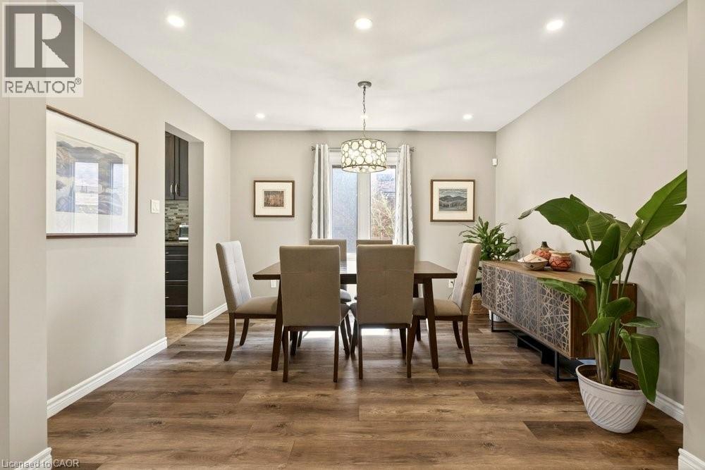 72 GURNETT Drive - Image 3