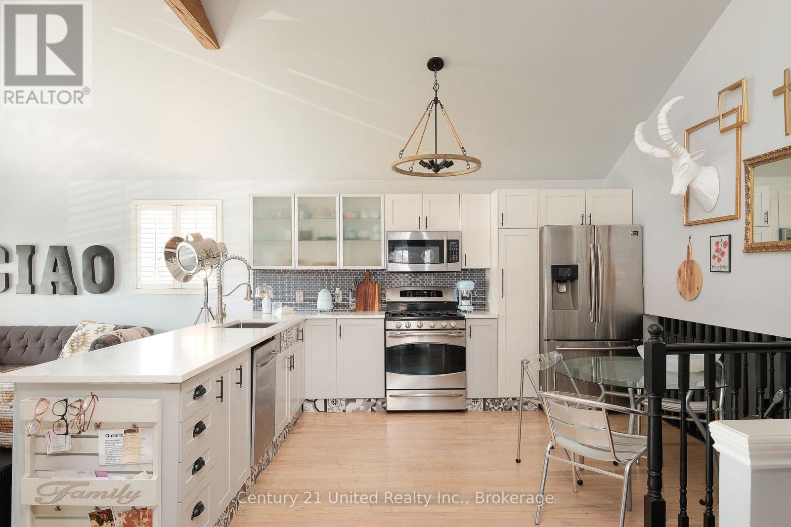 2229 LORRAINE DRIVE - 13