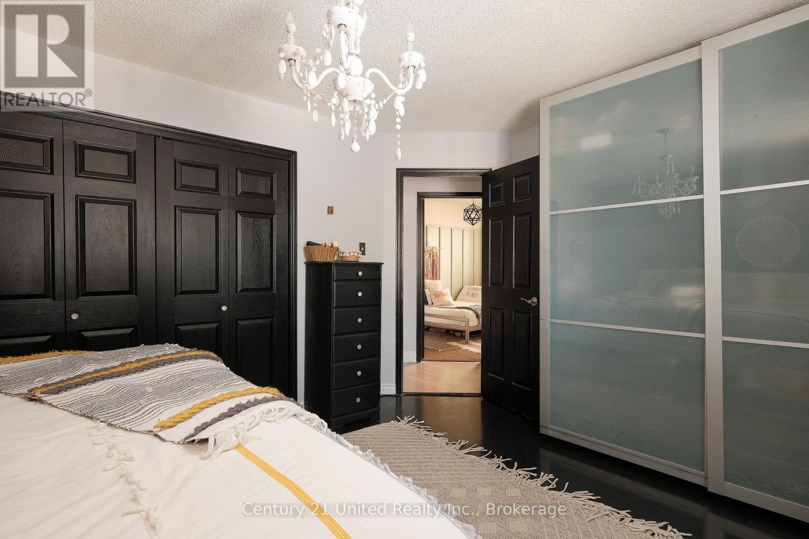 2229 LORRAINE DRIVE - 15