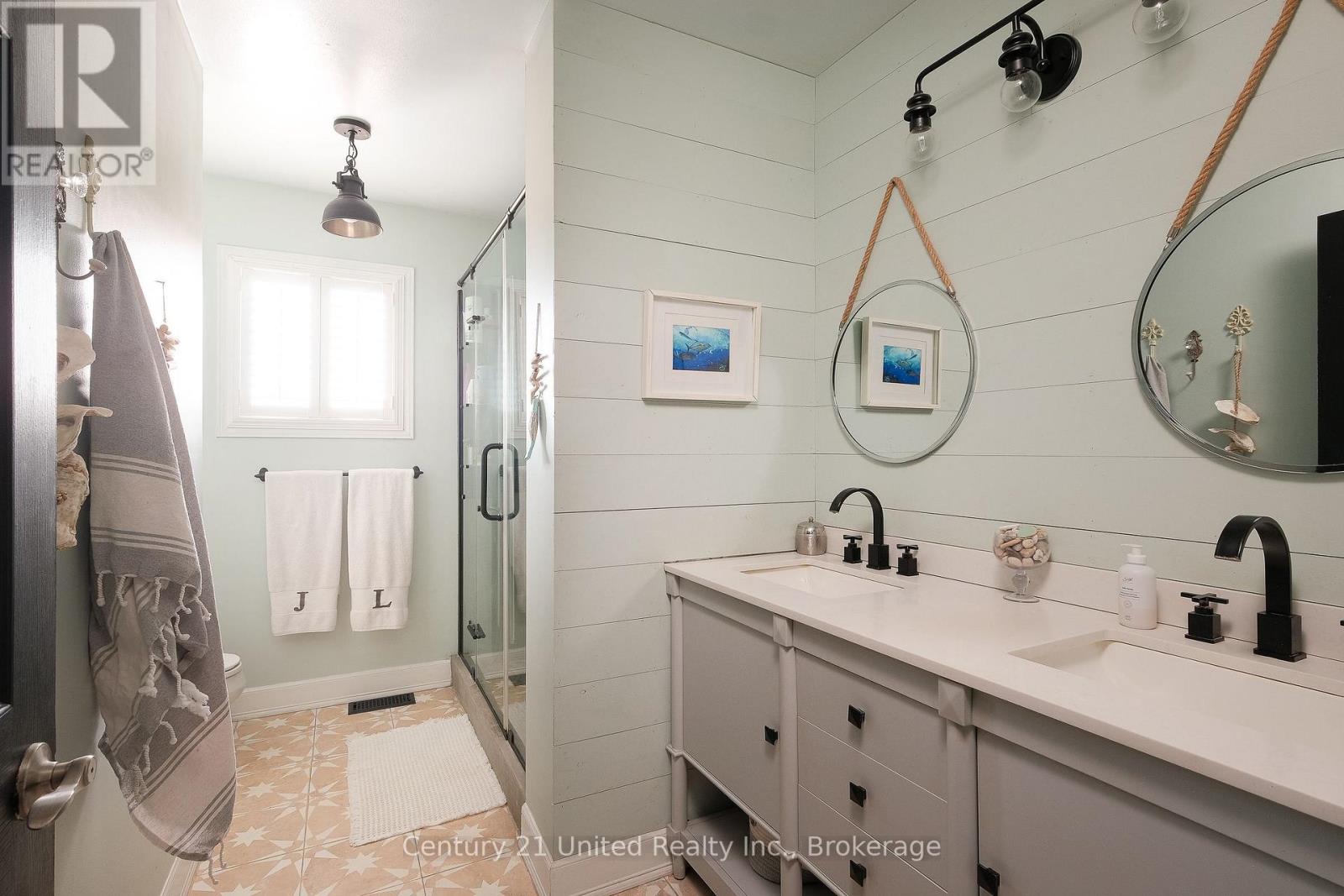 2229 LORRAINE DRIVE - 18