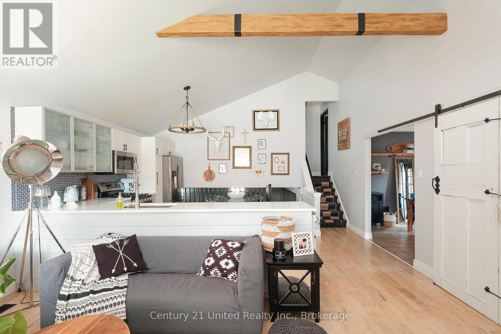 2229 LORRAINE DRIVE - 6