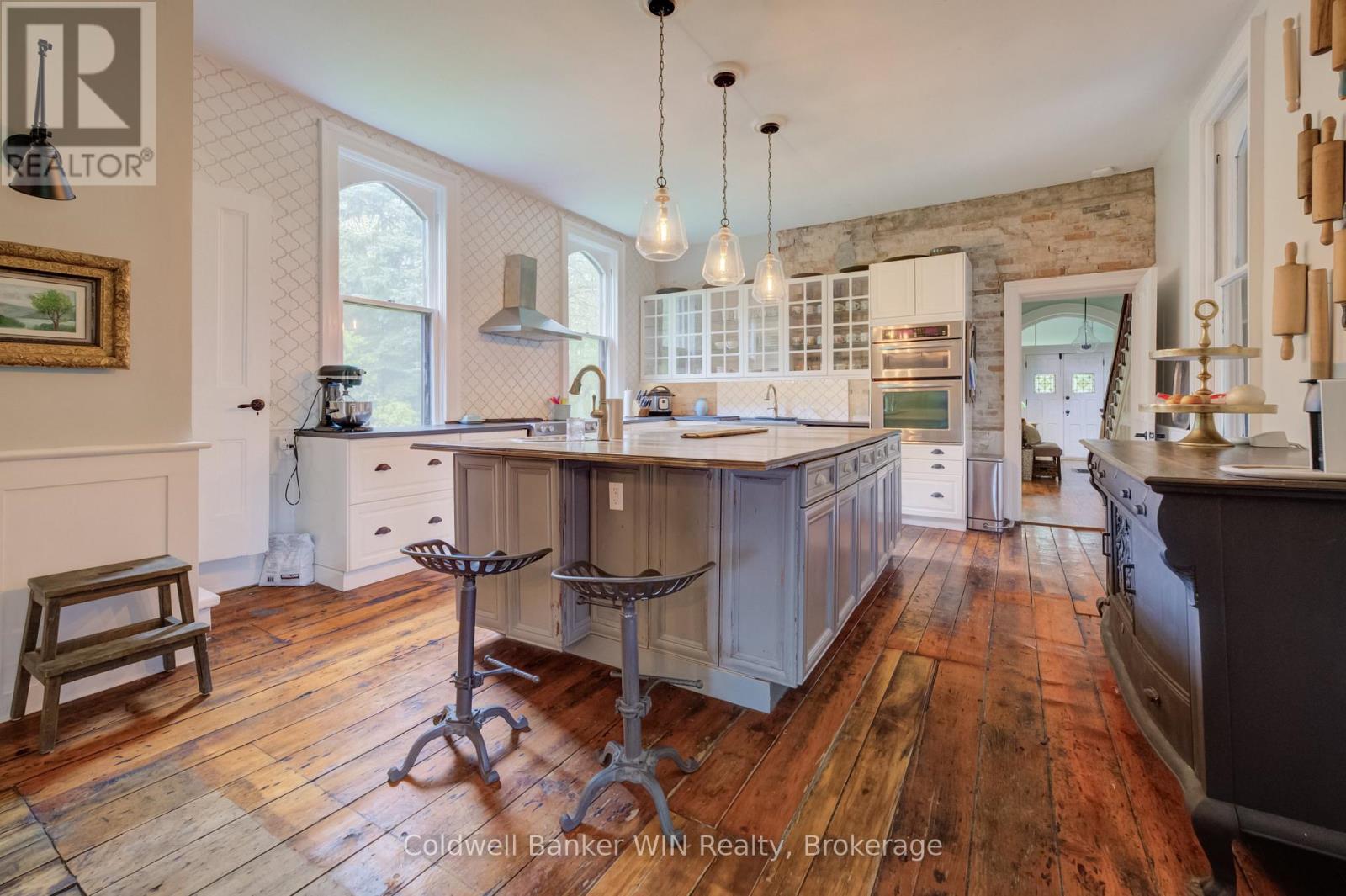 525 SILVER STREET - Image 5