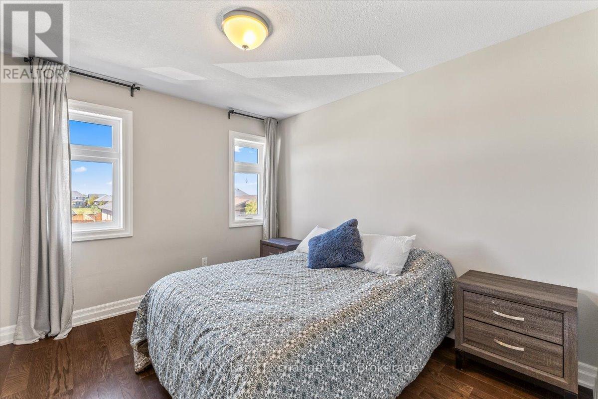 395 MARY ROSE AVENUE - 11