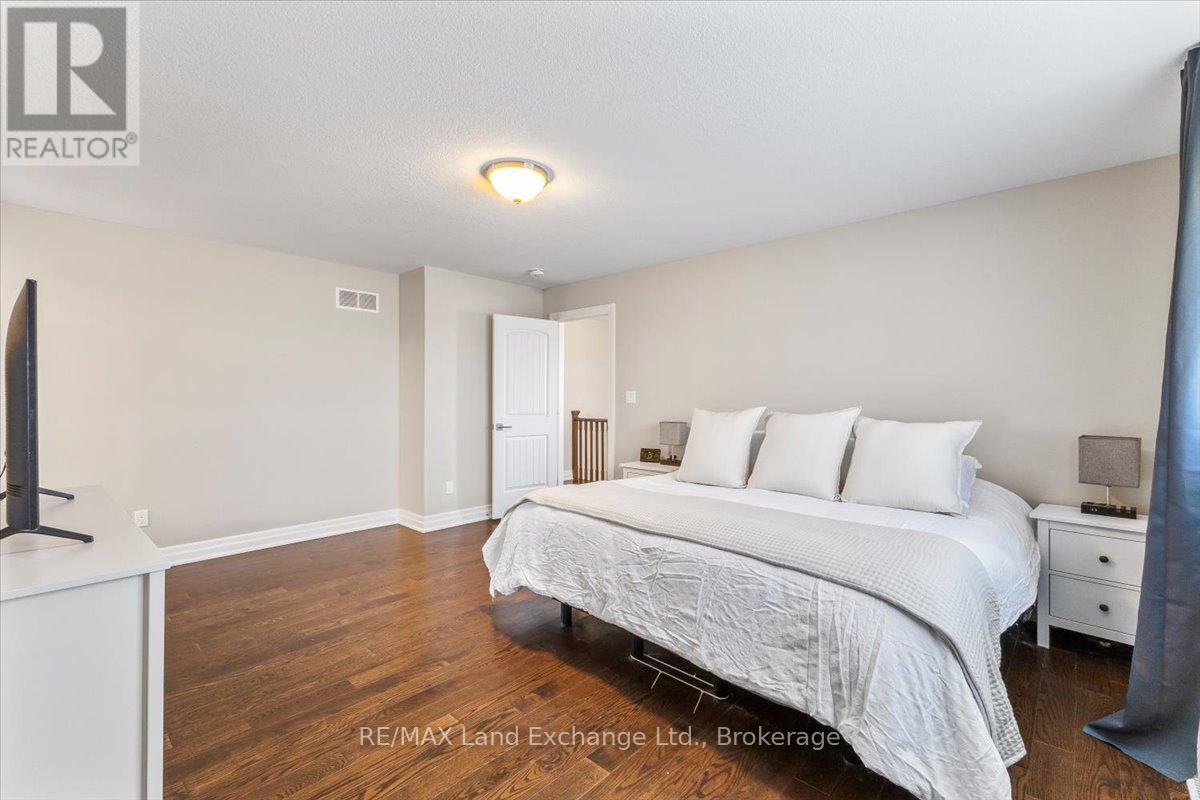 395 MARY ROSE AVENUE - 15