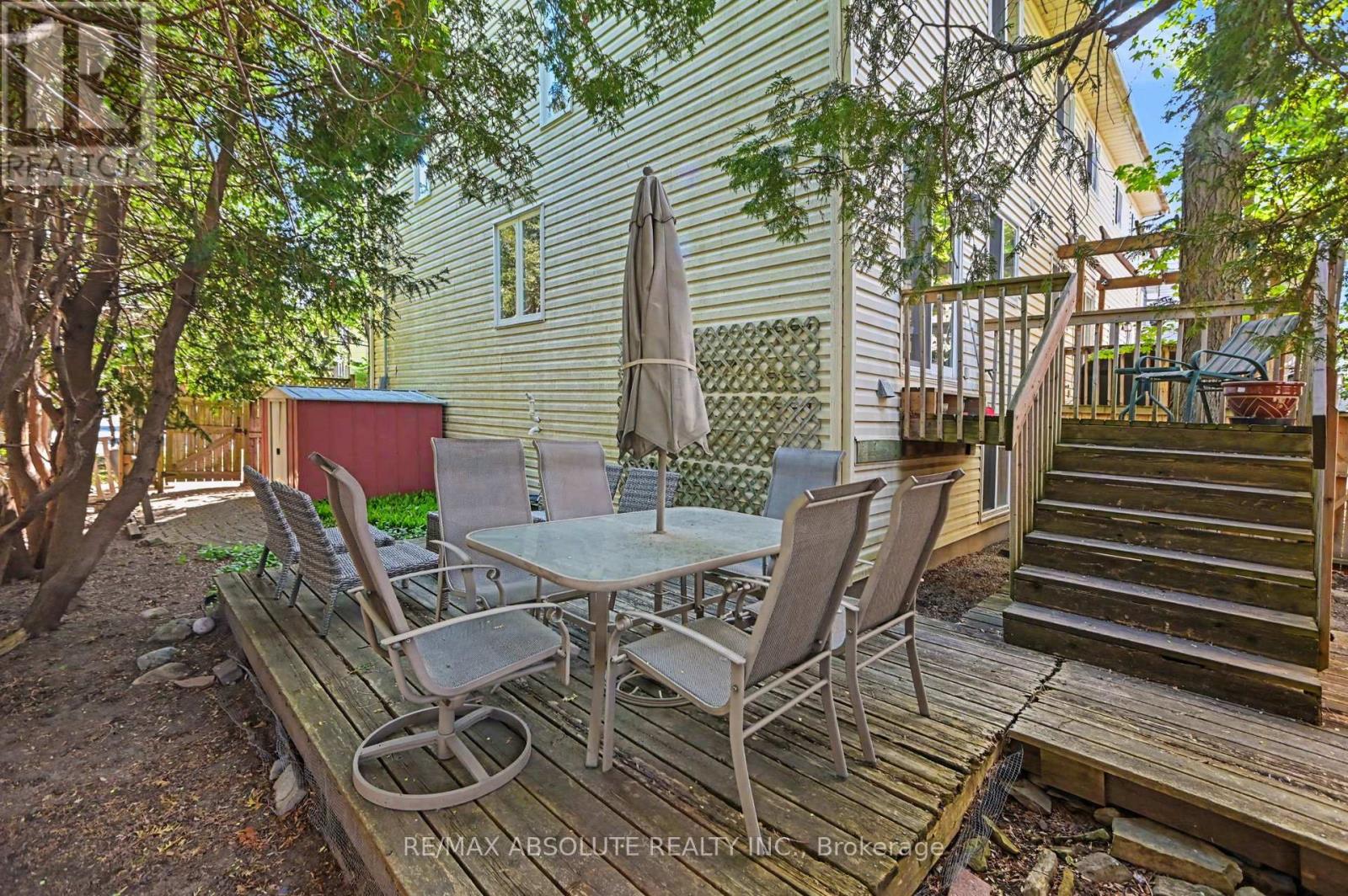 700 TWEEDSMUIR AVENUE - 22
