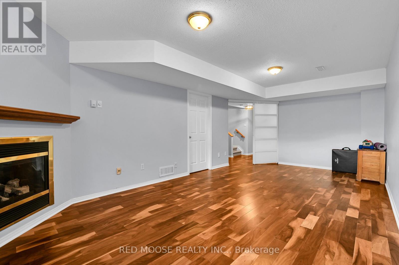2285 BROCKSTONE CRESCENT - 39