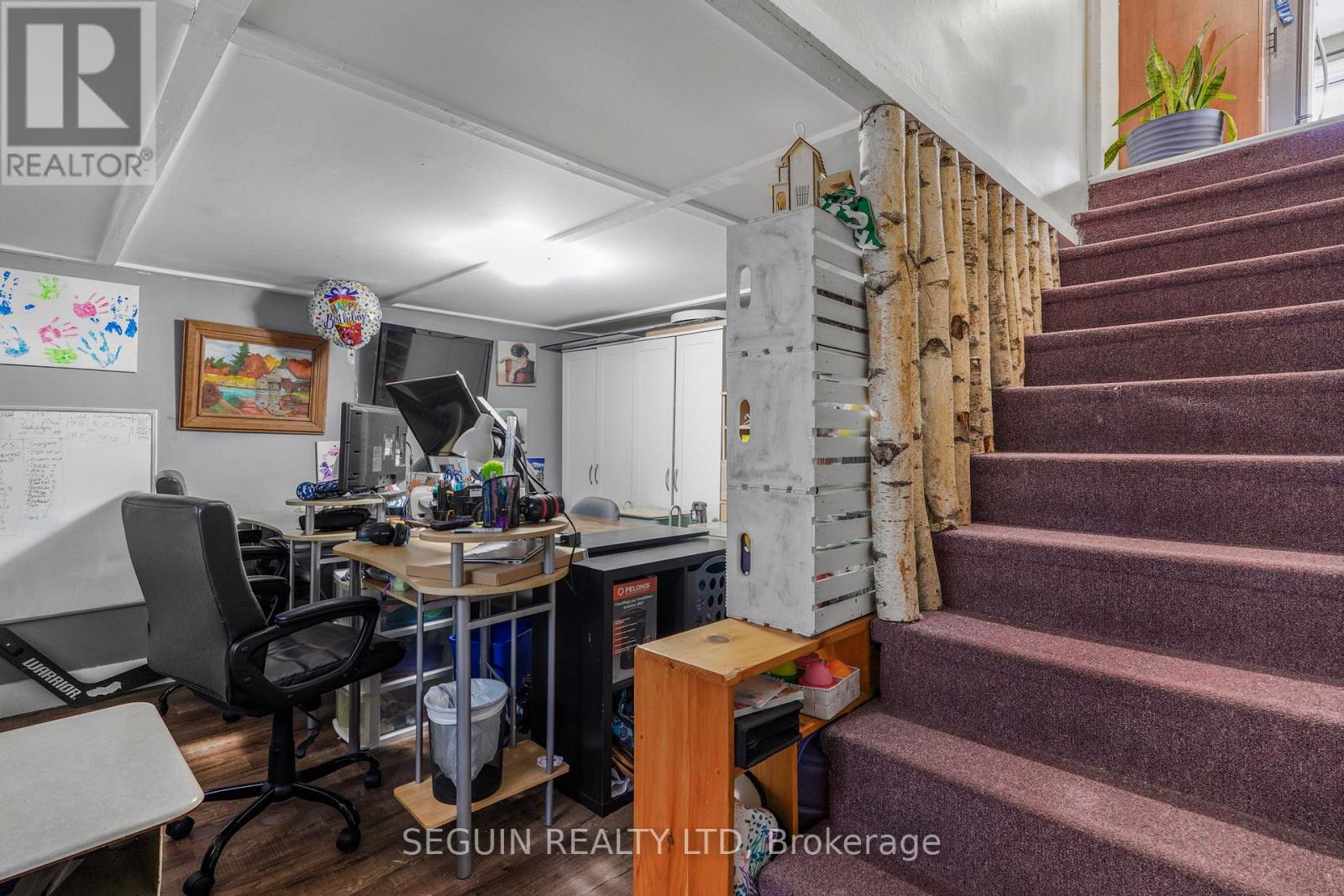 281 HAMPDEN STREET - 16
