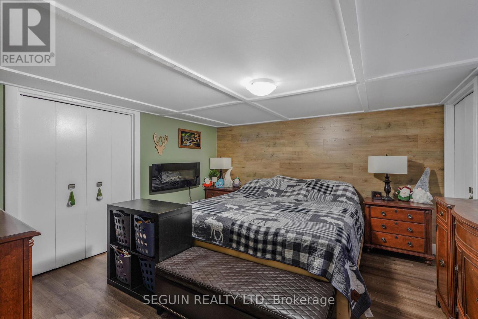 281 HAMPDEN STREET - 17