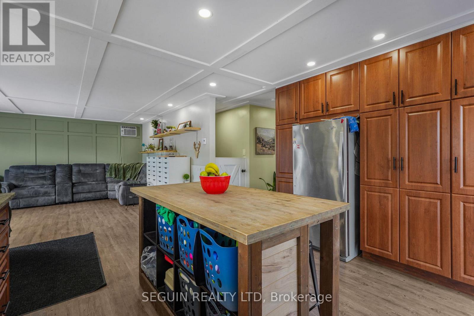 281 HAMPDEN STREET - 6
