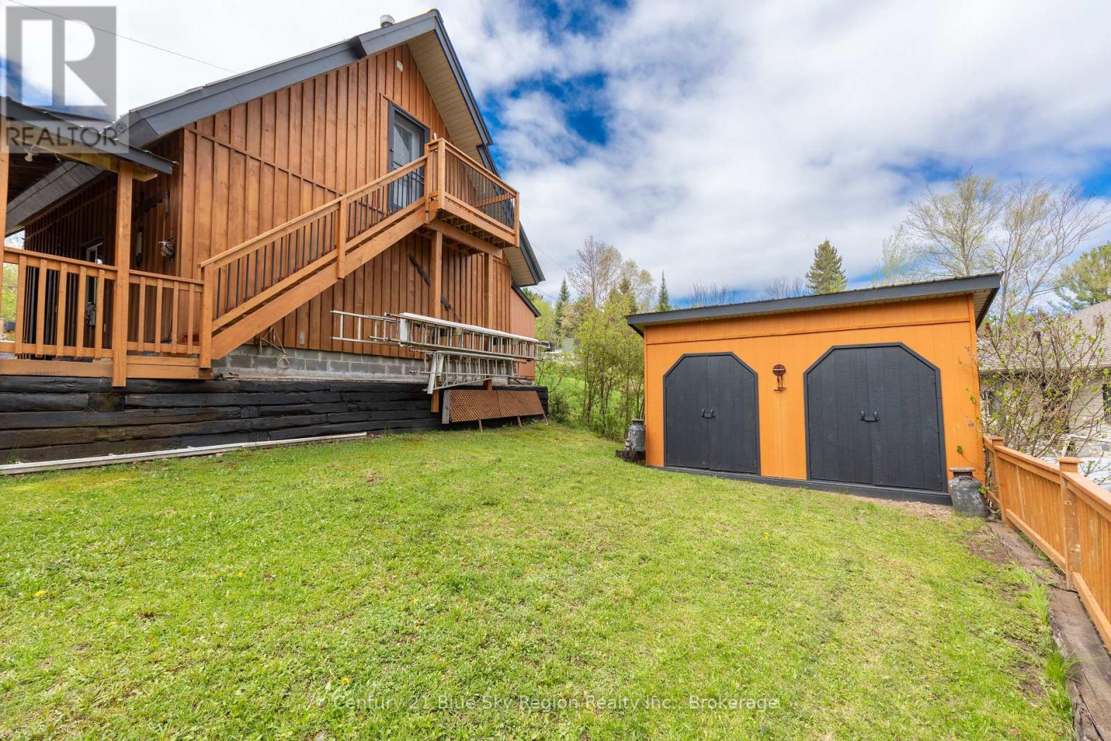 18 PARGETER DRIVE - 37