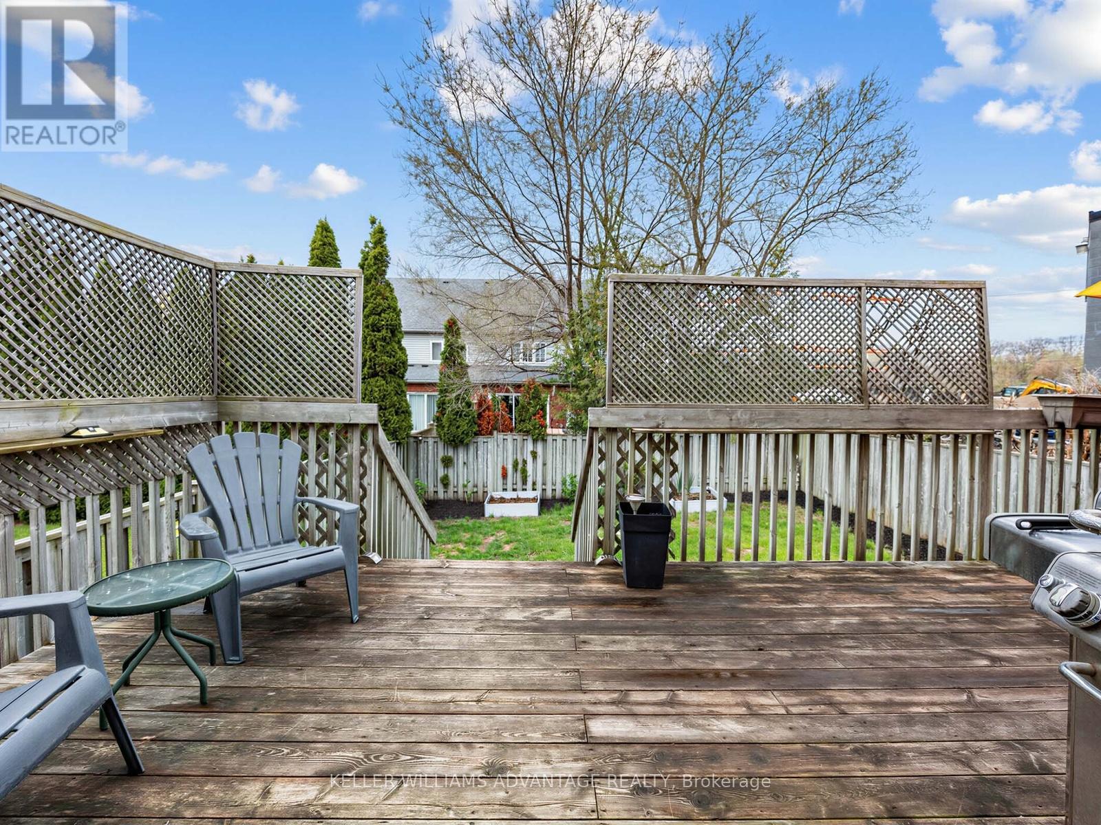 98 COALPORT DRIVE - 33