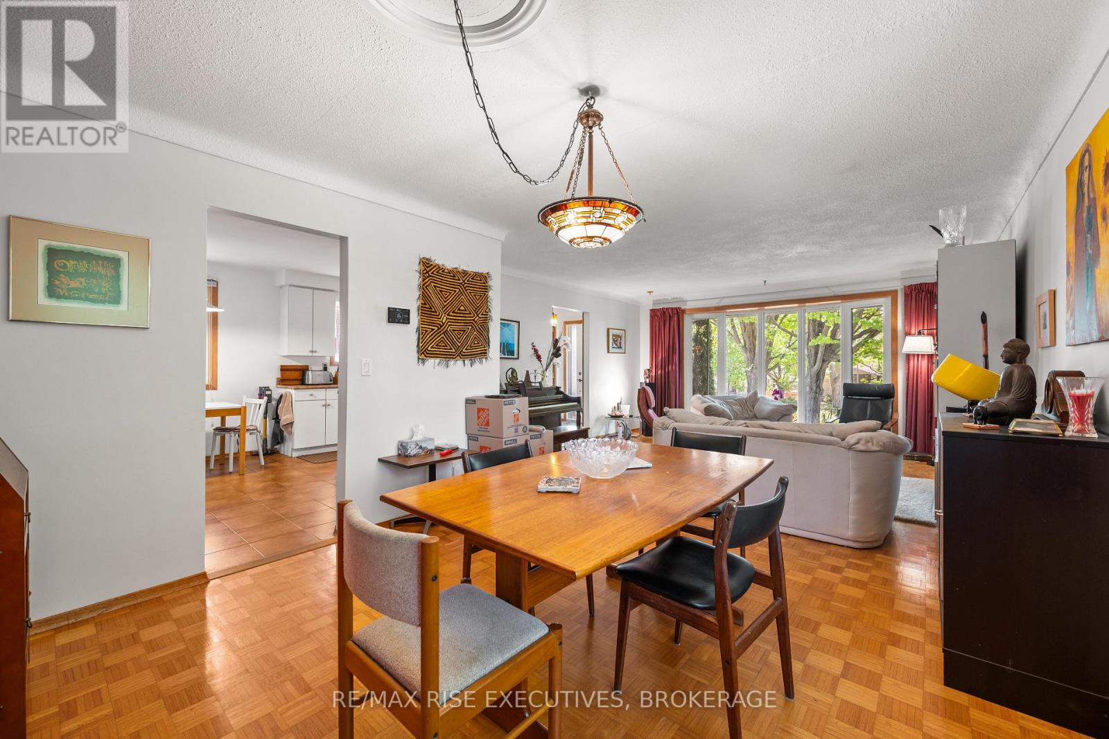 707 LAIDLAW CRESCENT - 7