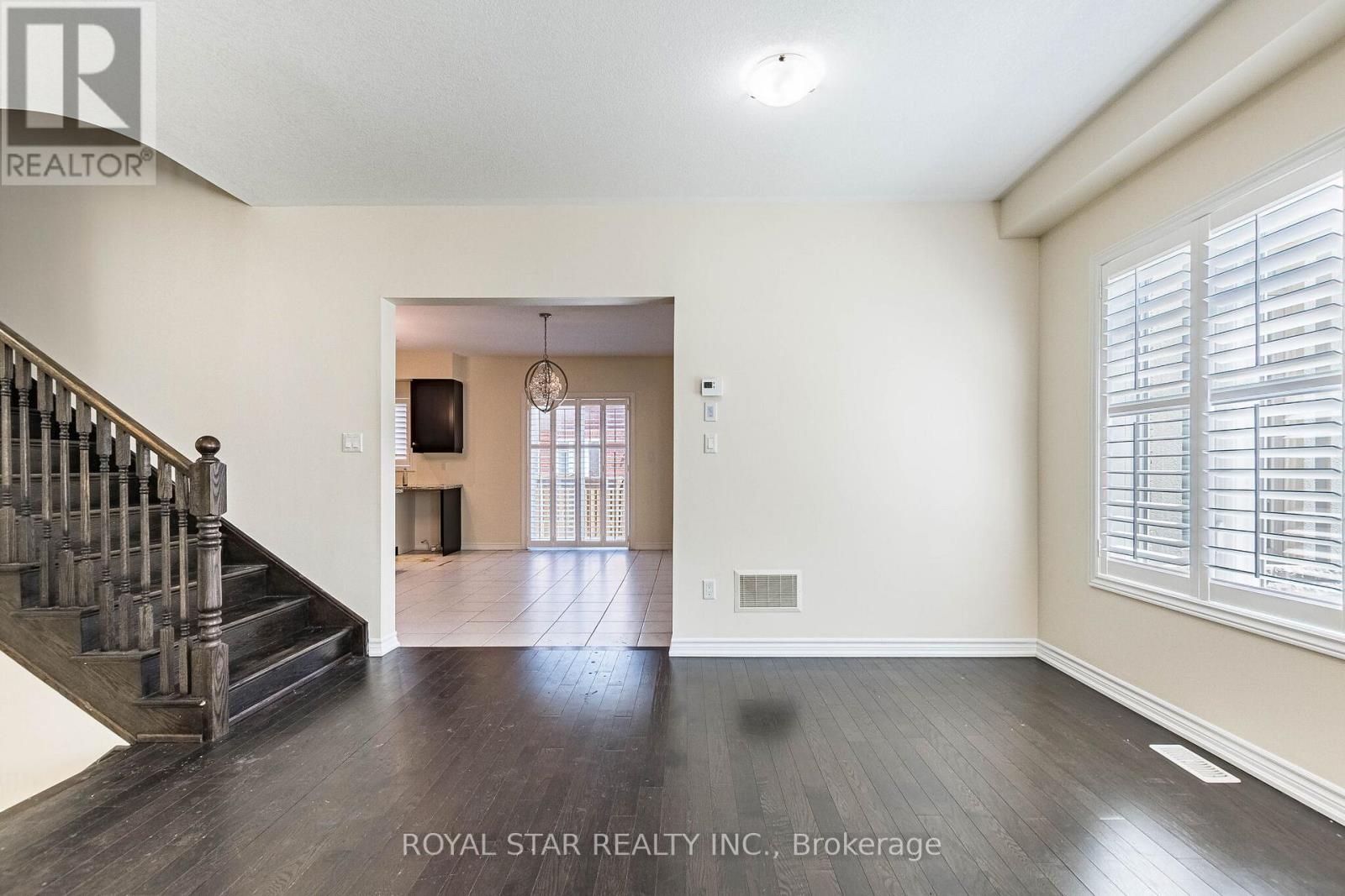 3 COHOE STREET - 10