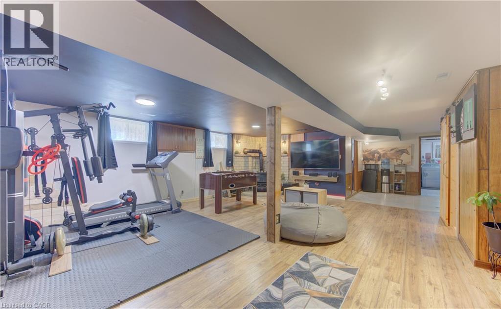 170 MARTINGLEN Crescent - 24
