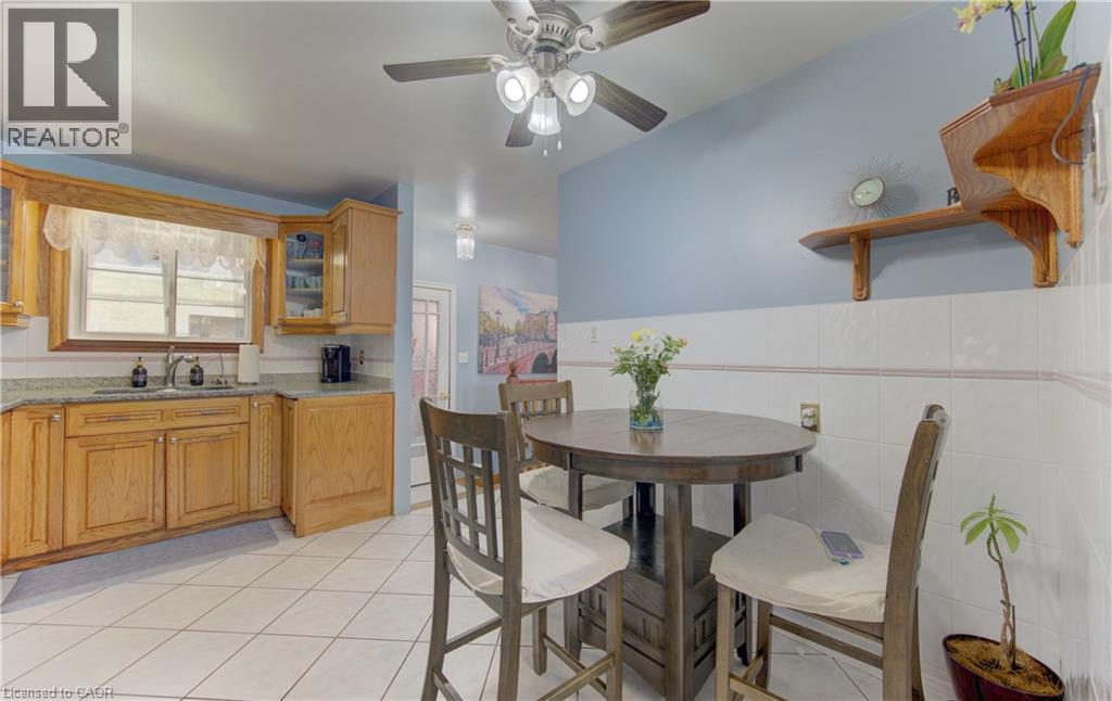 170 MARTINGLEN Crescent - 13