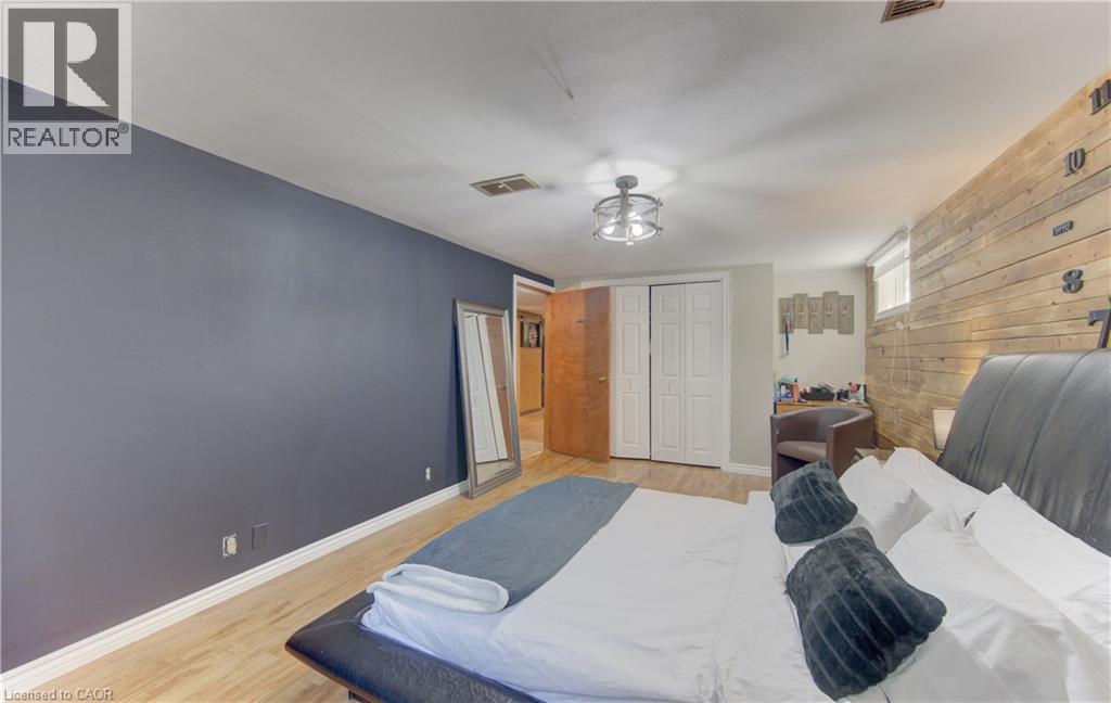 170 MARTINGLEN Crescent - 29