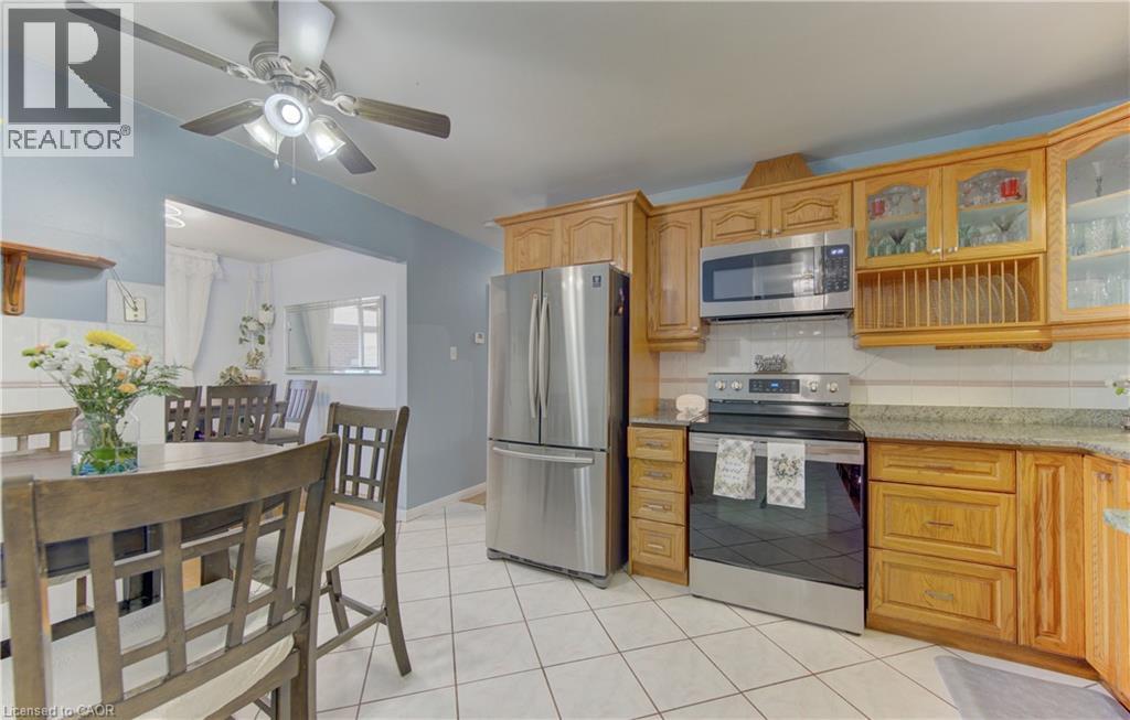 170 MARTINGLEN Crescent - 16