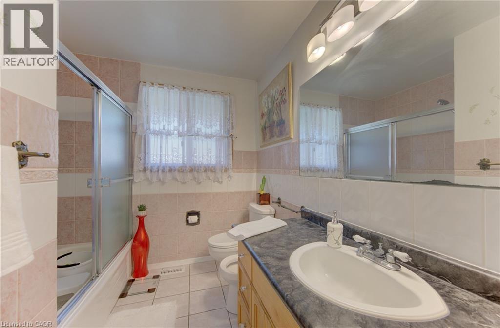 170 MARTINGLEN Crescent - 19
