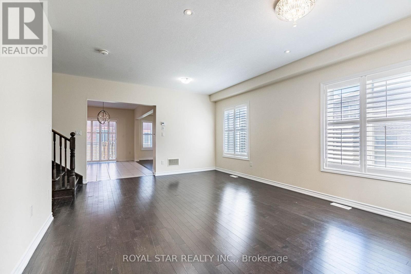 3 COHOE STREET - 6