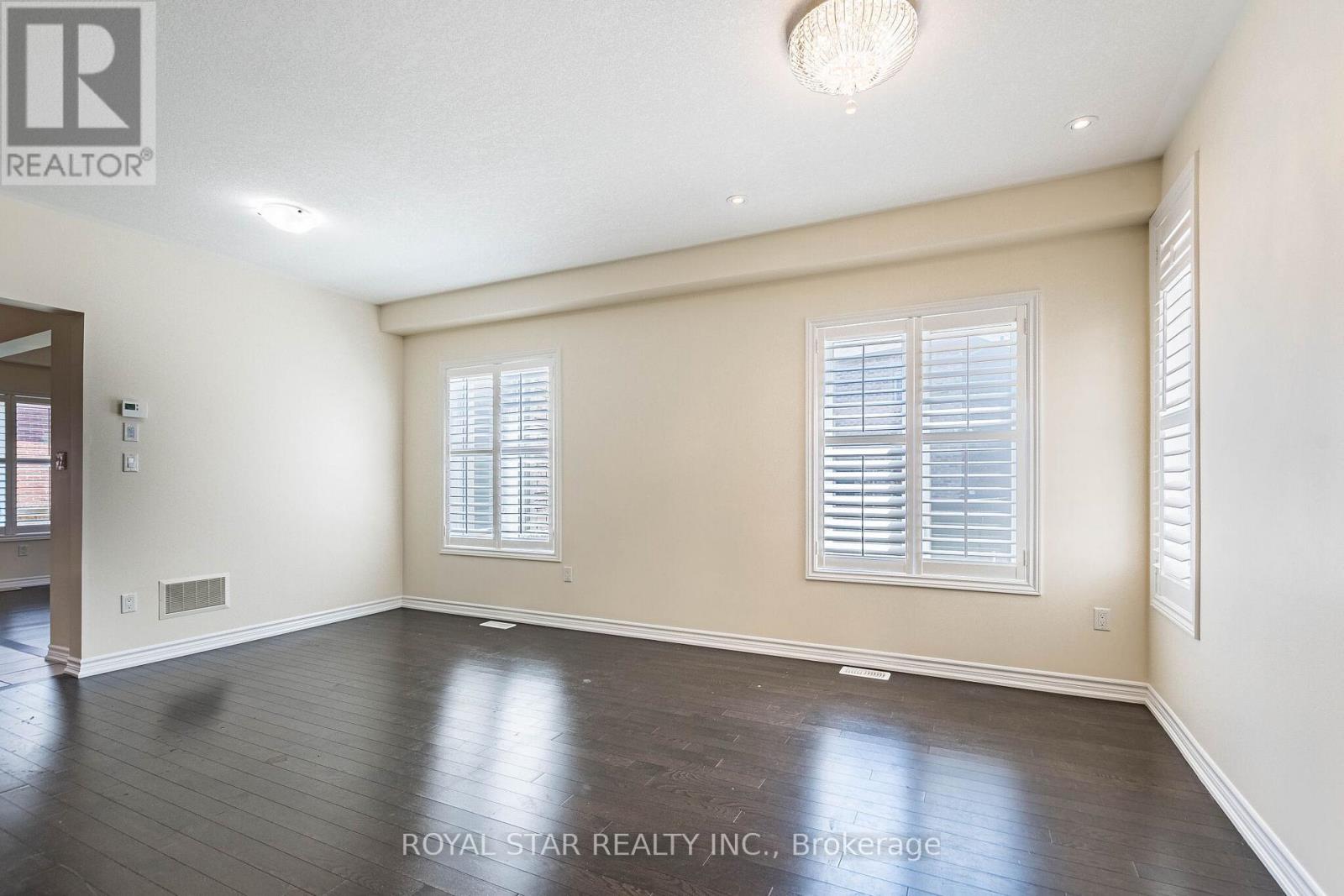 3 COHOE STREET - 8