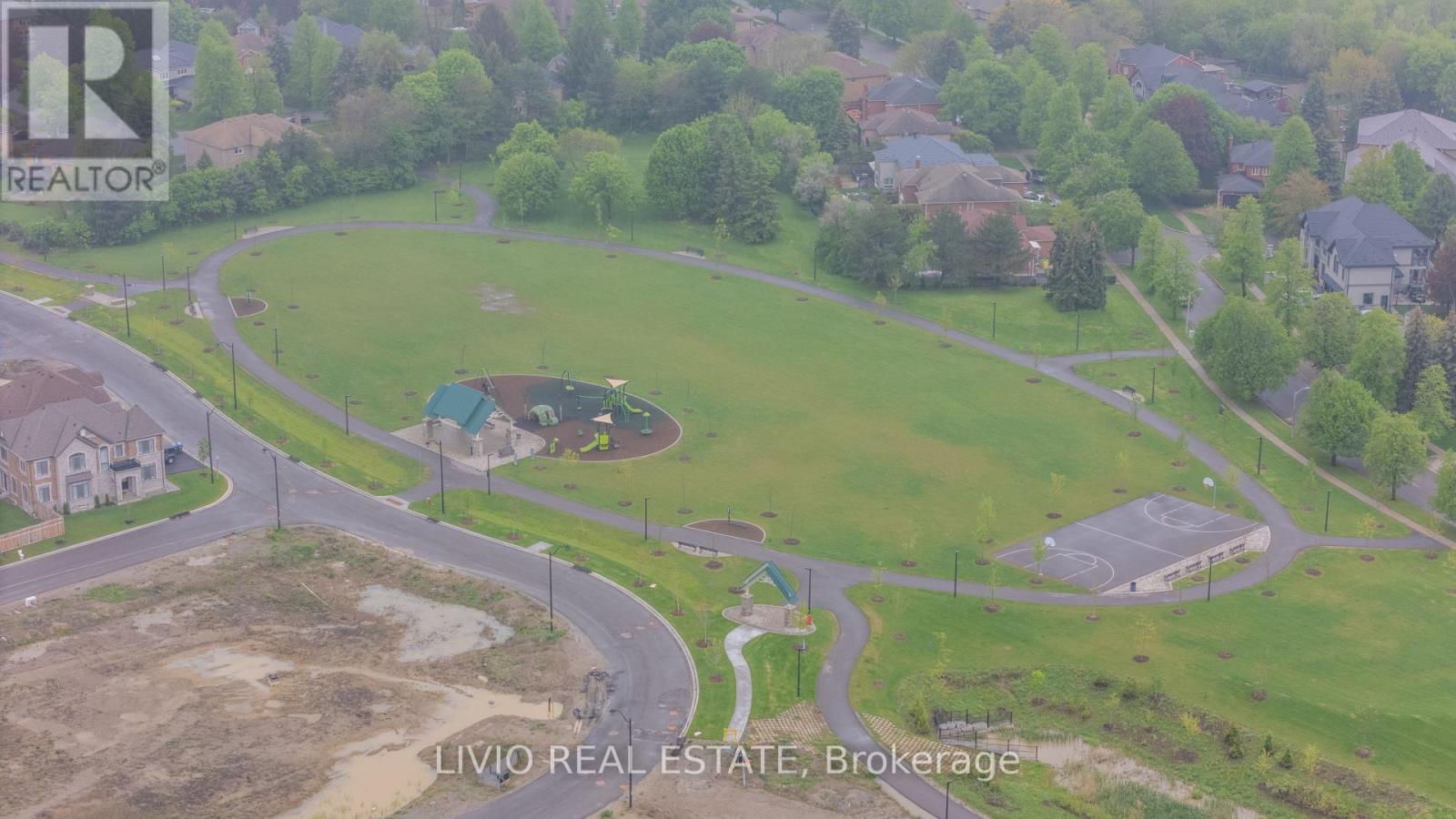 8 HOUSEFINCH AVENUE - 5