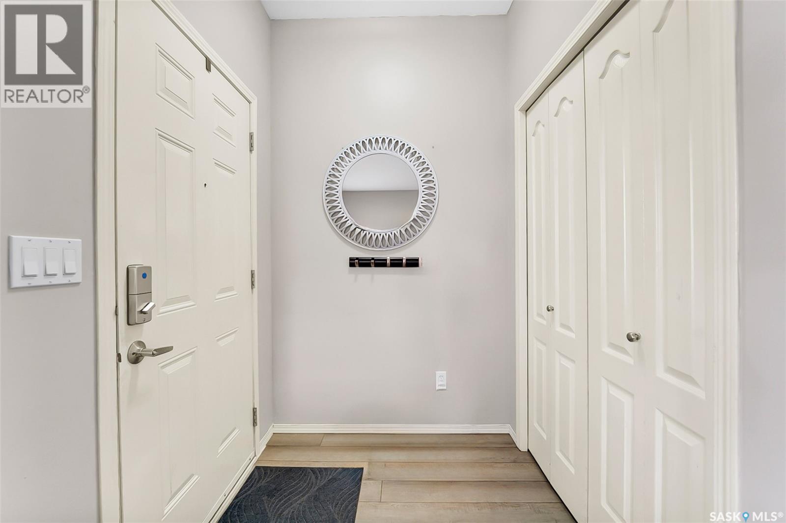 531 Gordon ROAD - 3