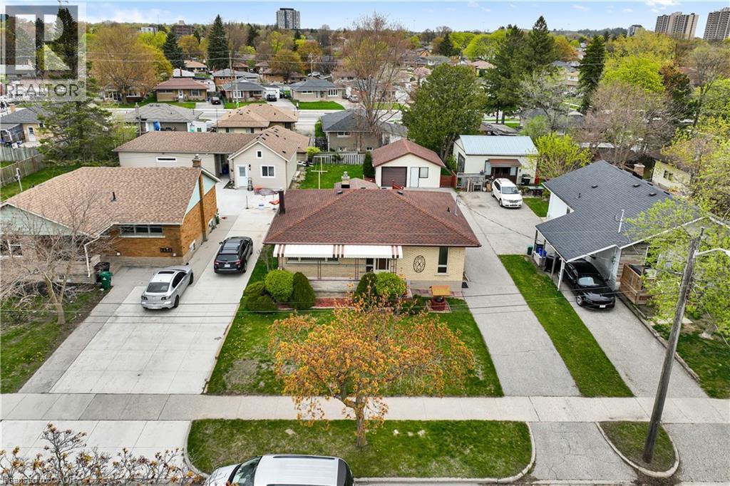 144 BYRON Avenue - Image 2