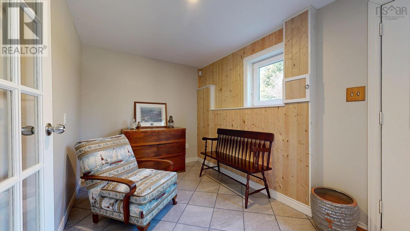 55 Lintlops Road - 34