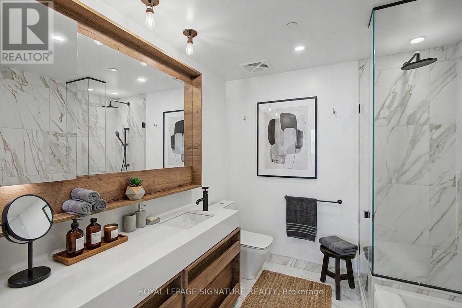 #725 505 RICHMOND STREET W - 12