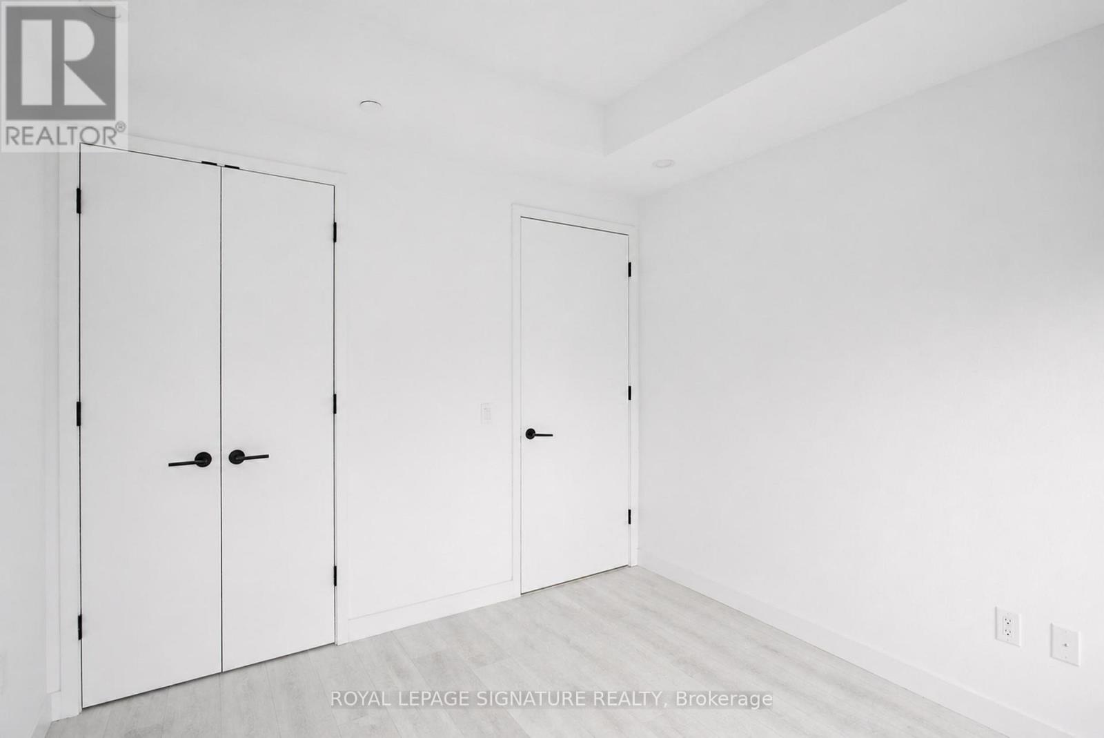 #725 505 RICHMOND STREET W - 15