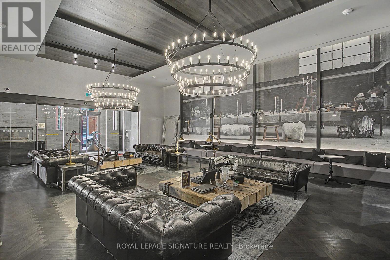 #725 505 RICHMOND STREET W - 3