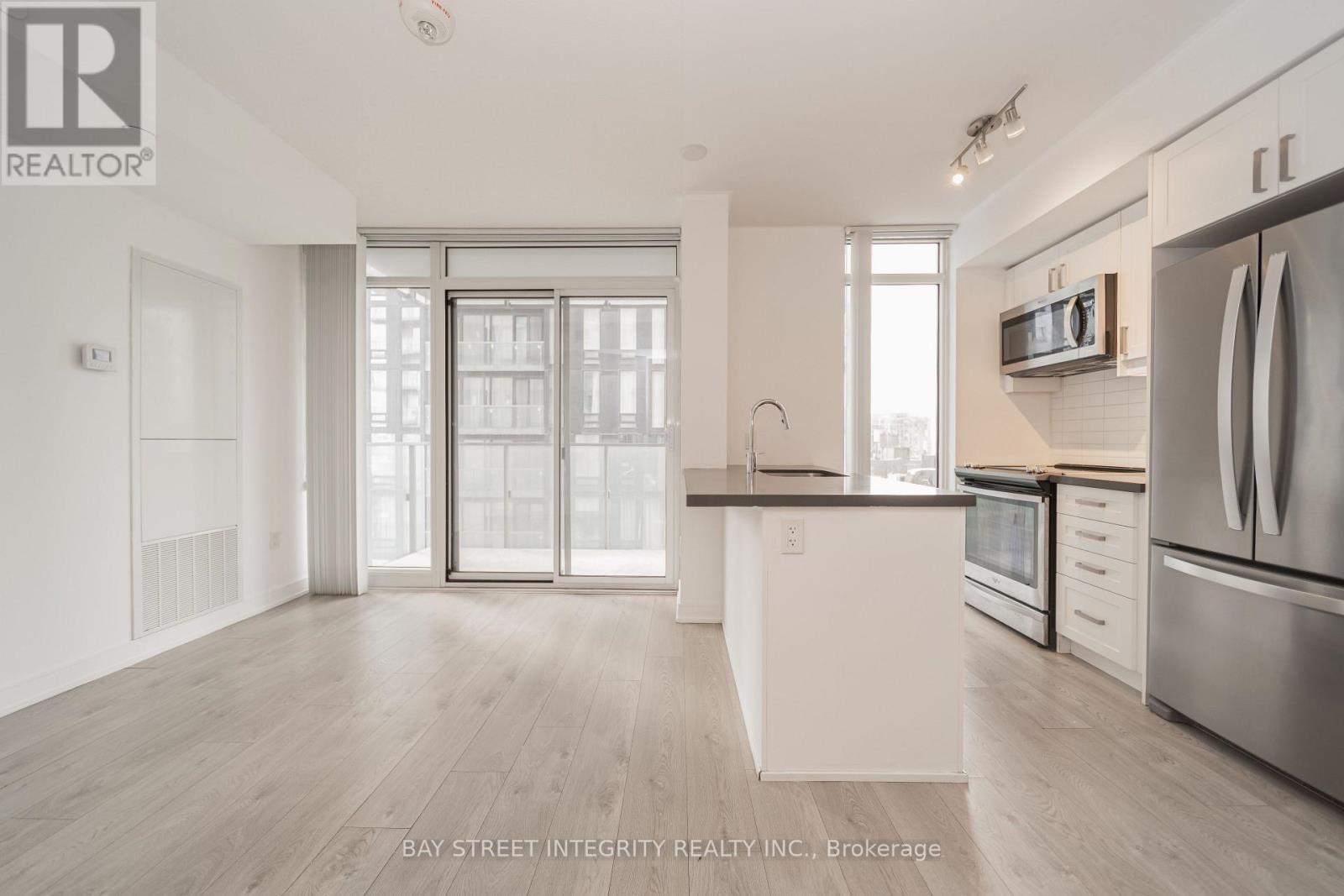 #2801 50 WELLESLEY E STREET - 13