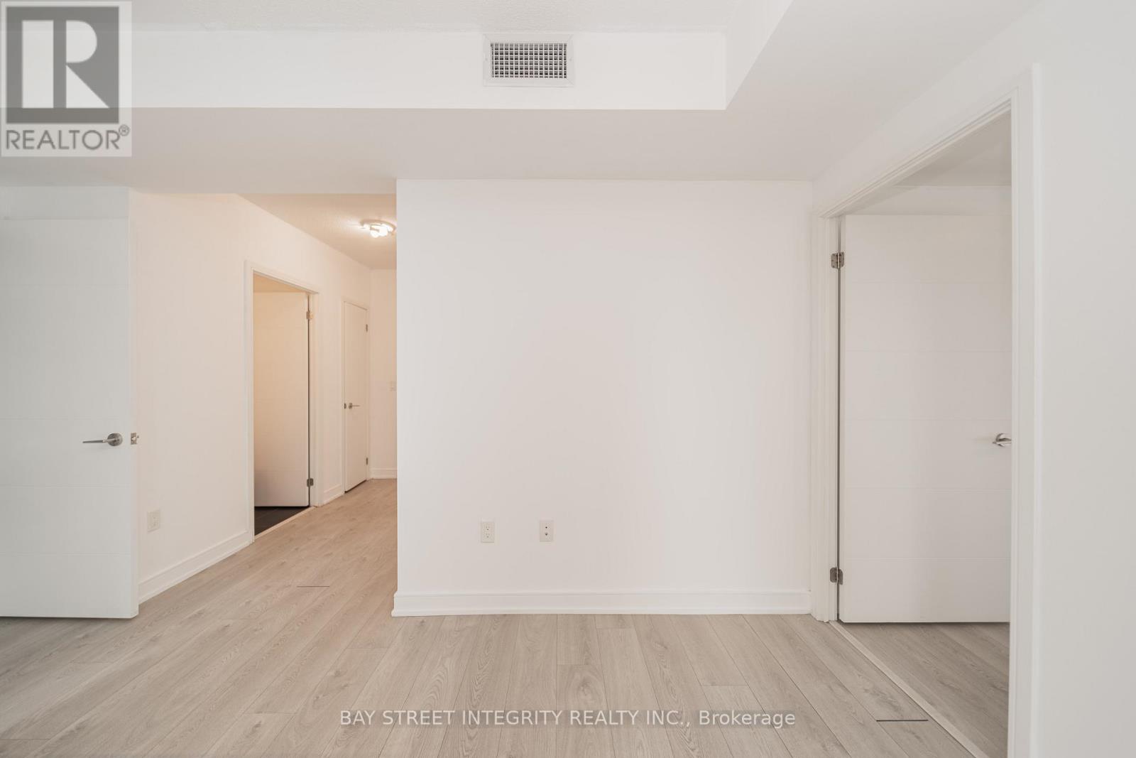#2801 50 WELLESLEY E STREET - 17