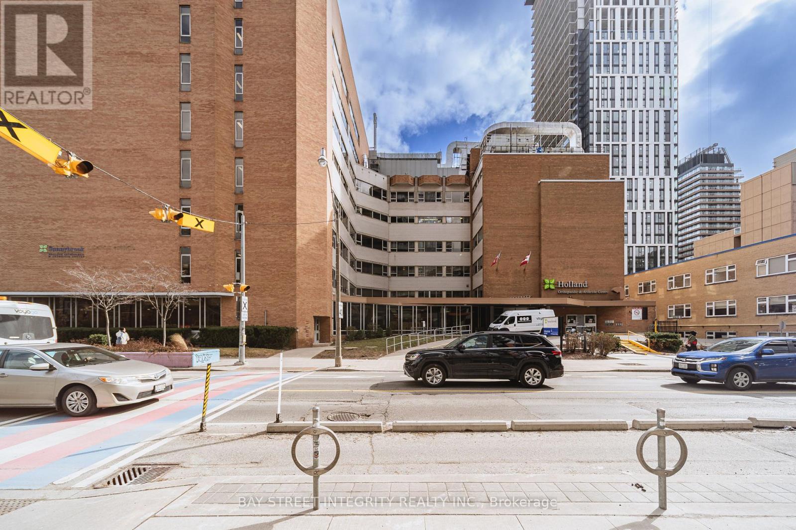 #2801 50 WELLESLEY E STREET - 32