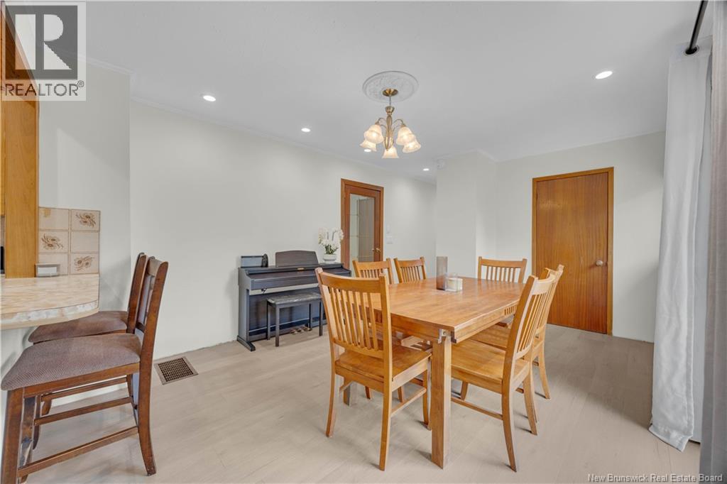 323 Gondola Point Road - 13