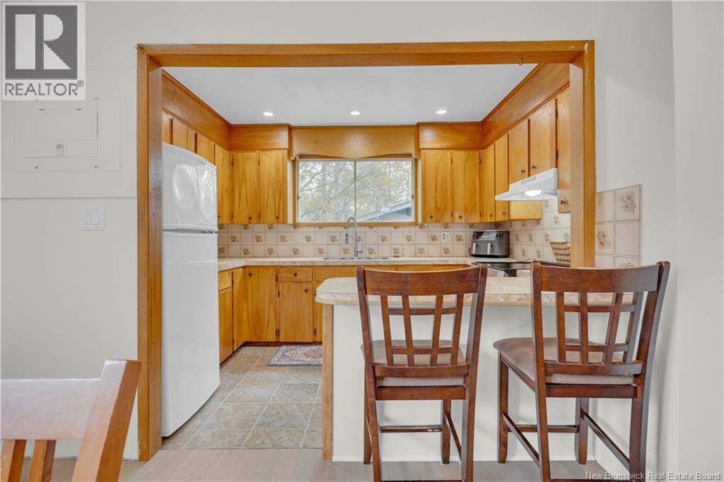 323 Gondola Point Road - 14
