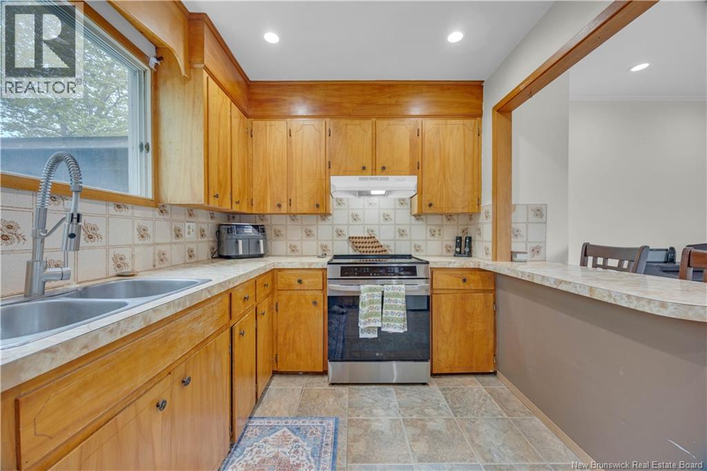 323 Gondola Point Road - 16