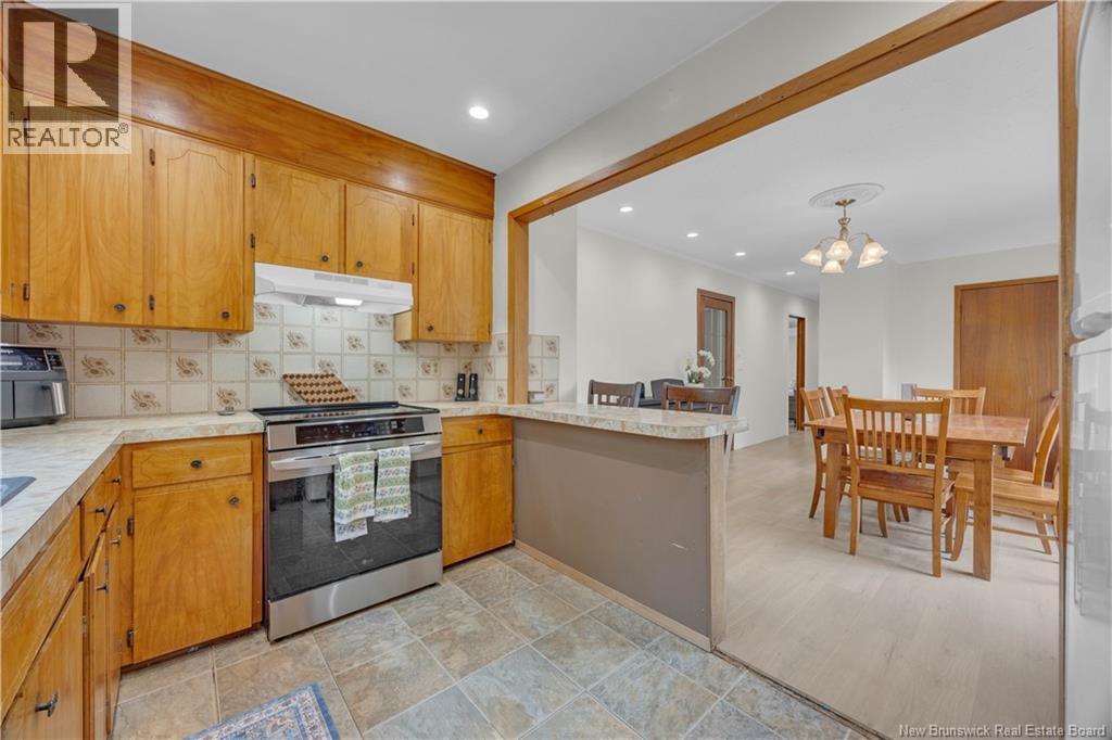 323 Gondola Point Road - 17