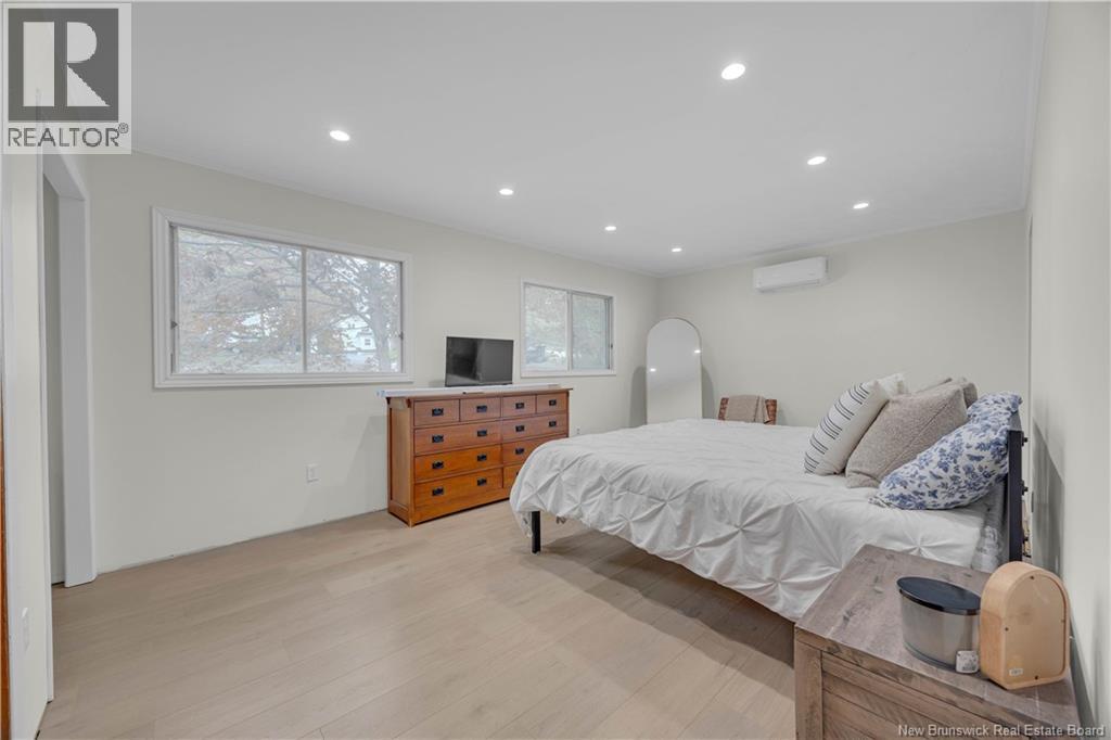 323 Gondola Point Road - 21