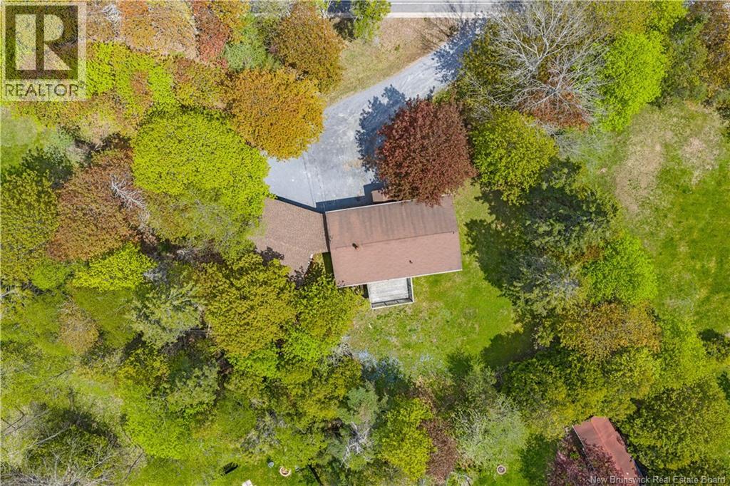 323 Gondola Point Road - 38