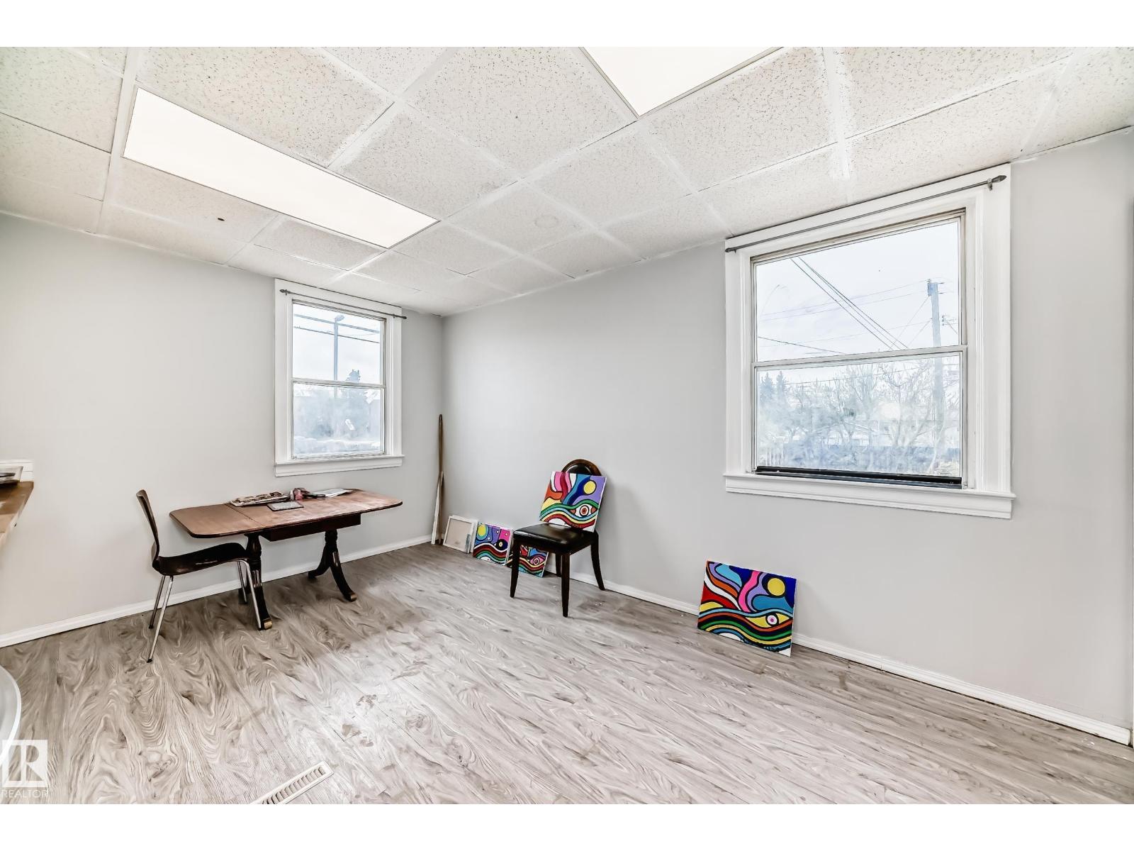 5013-5015 49 AV - photo 5