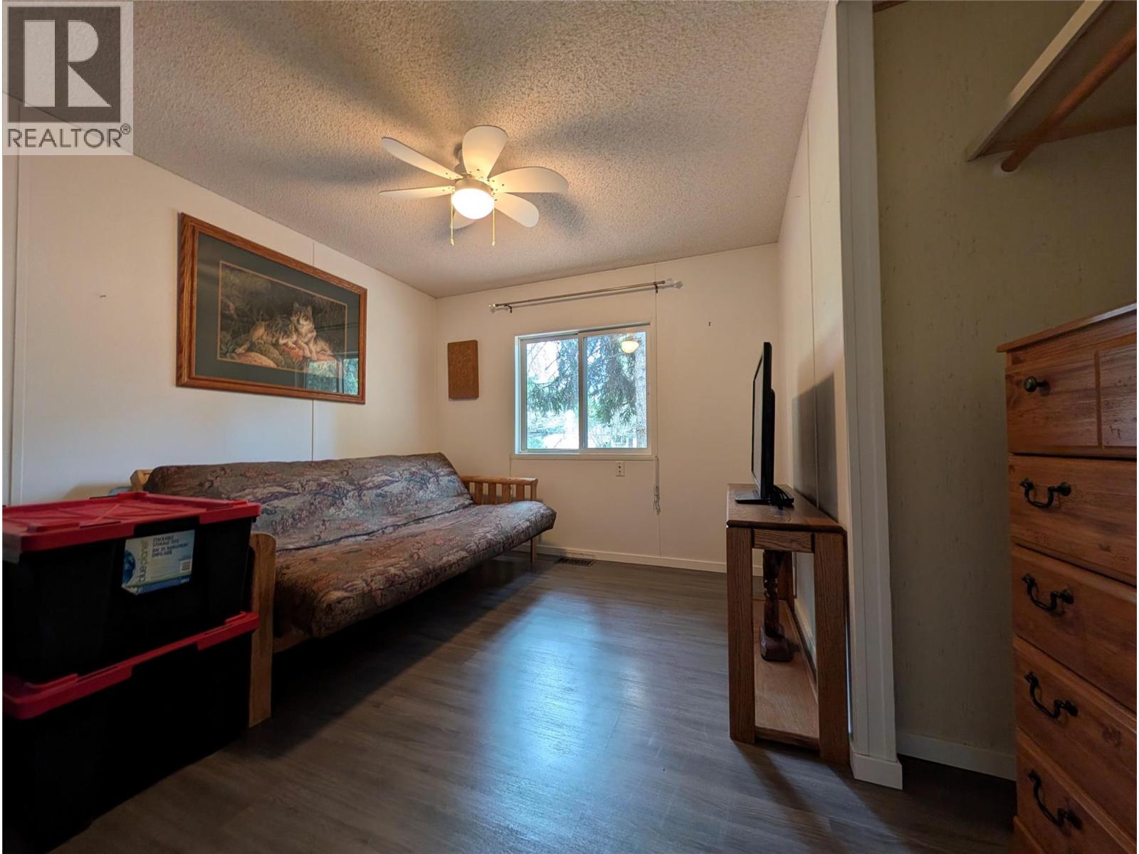 #27 3535 Casorso Road - 14